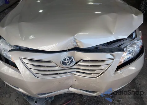 2007 Toyota Camry Le z USA, uszkodzony, nr VIN 4T1BE46K17U610630